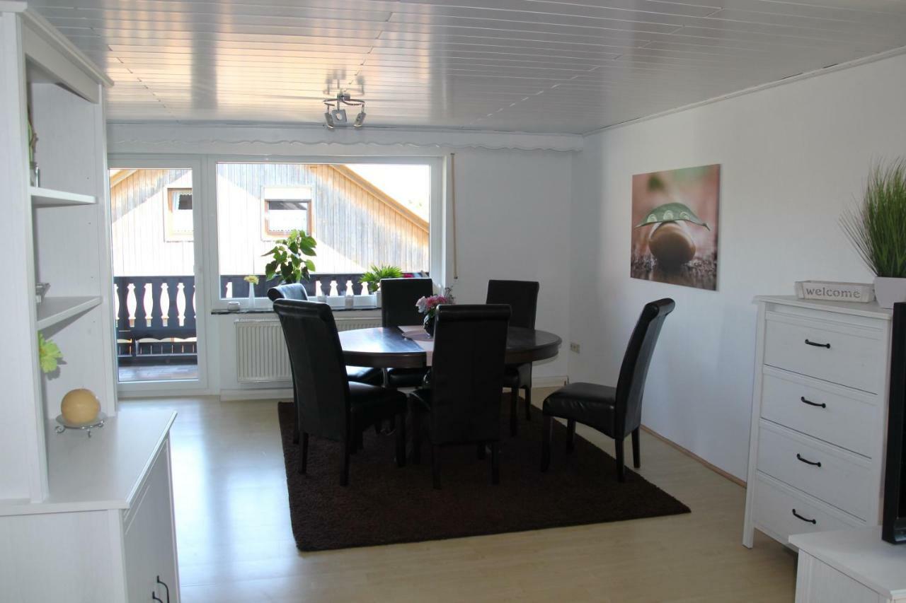 Ferienwohnung Abersfelder Mit Balkon Wildflecken Luaran gambar