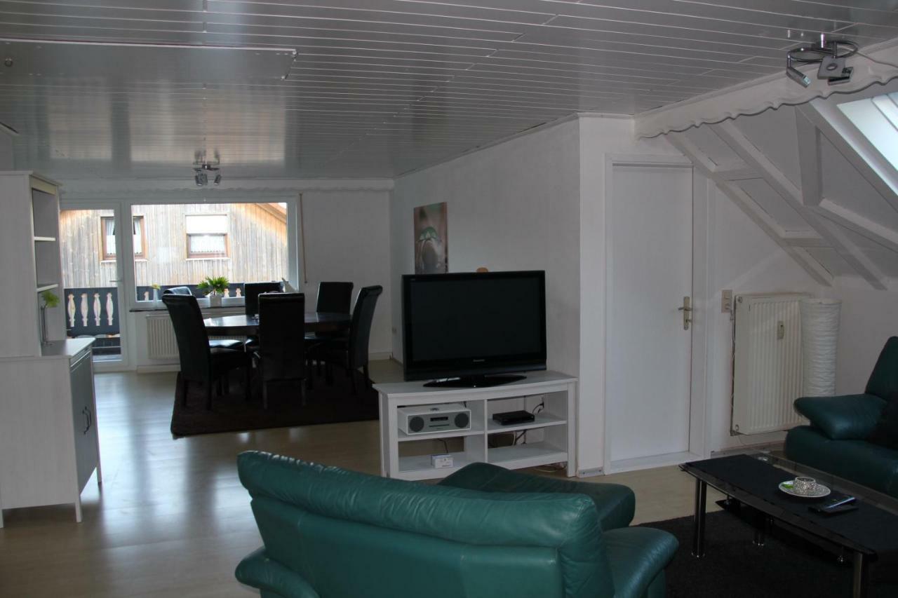 Ferienwohnung Abersfelder Mit Balkon Wildflecken Luaran gambar