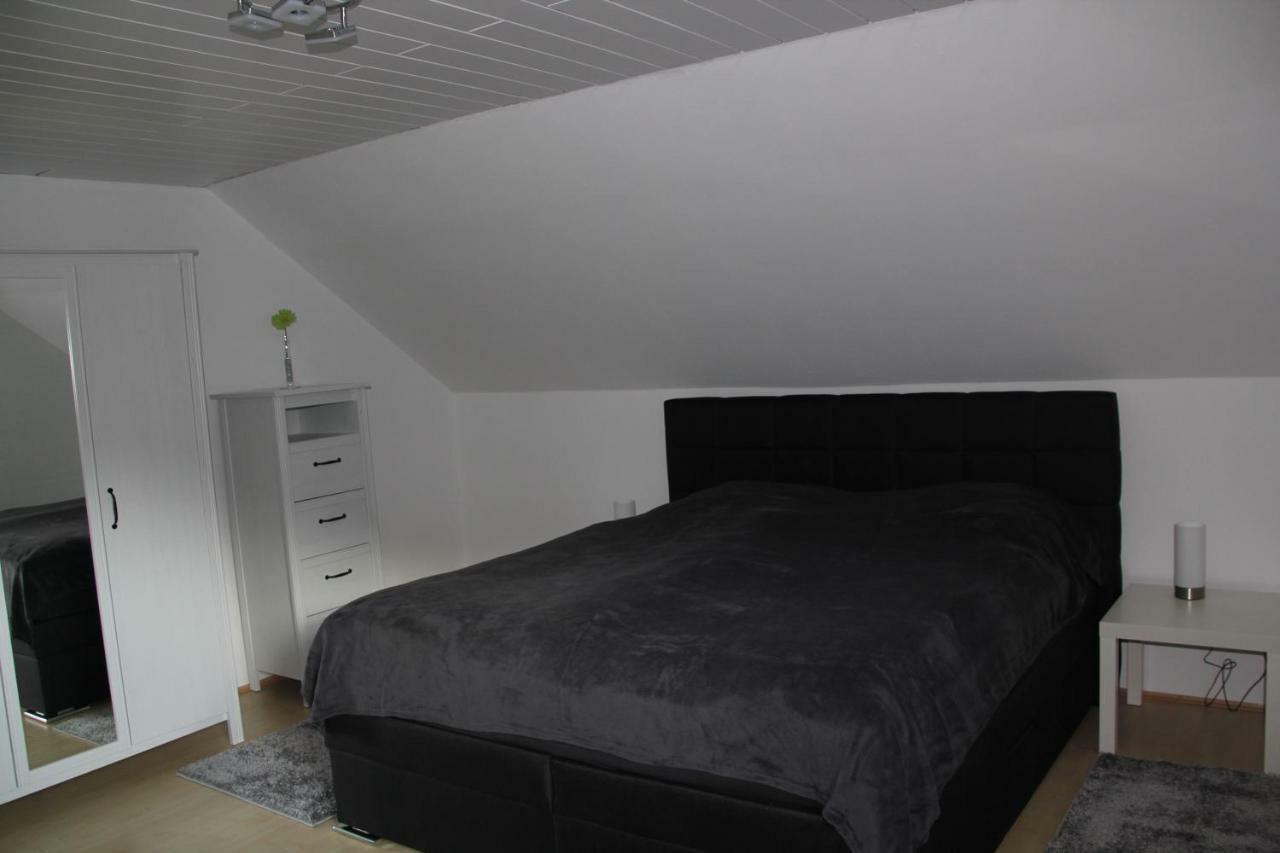 Ferienwohnung Abersfelder Mit Balkon Wildflecken Luaran gambar